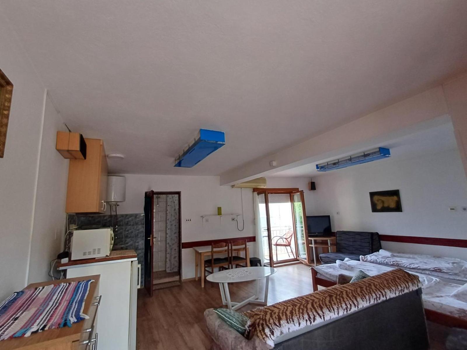 Apartments For Friends Trebinje Bilik gambar