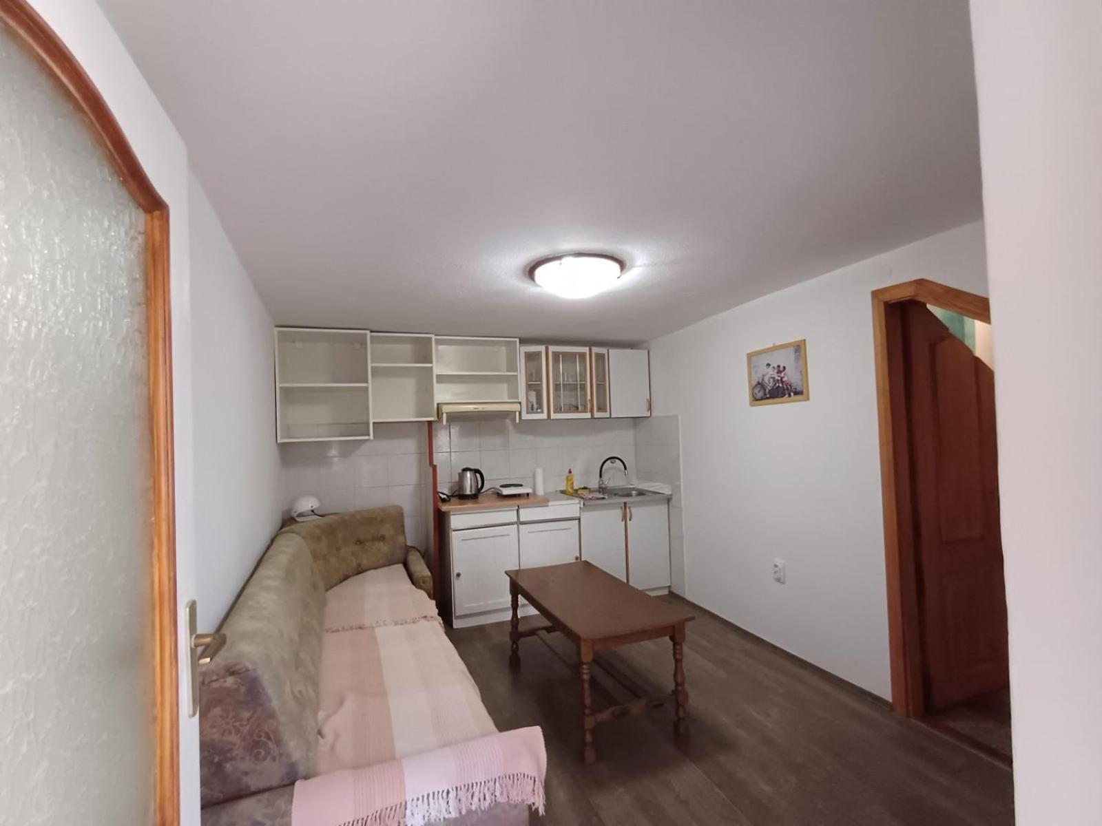 Apartments For Friends Trebinje Bilik gambar