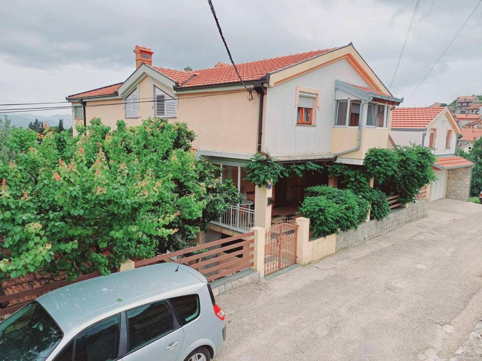 Apartments For Friends Trebinje Luaran gambar