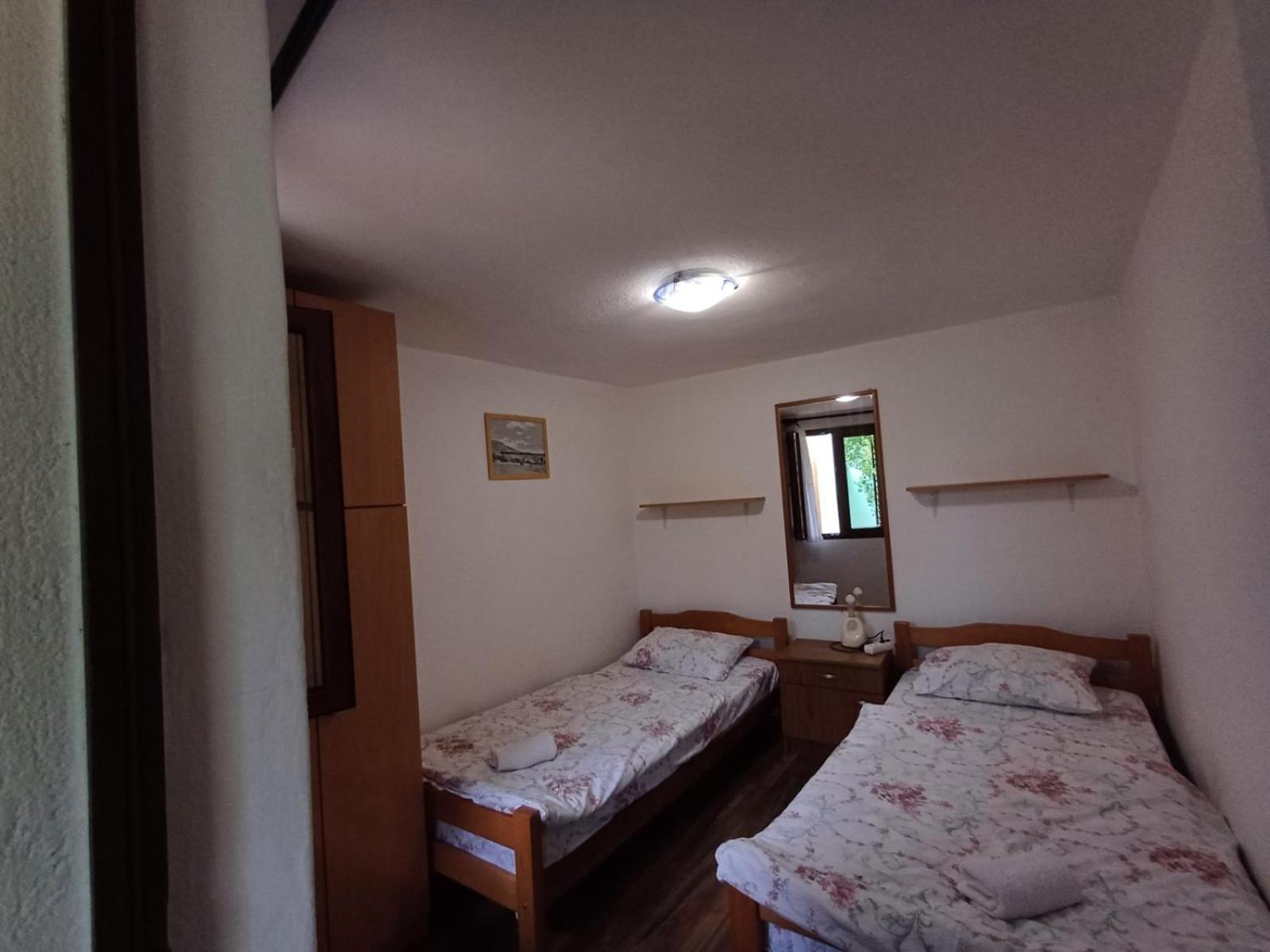 Apartments For Friends Trebinje Bilik gambar