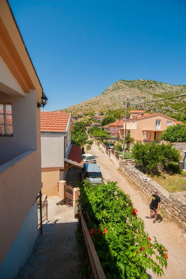Apartments For Friends Trebinje Luaran gambar